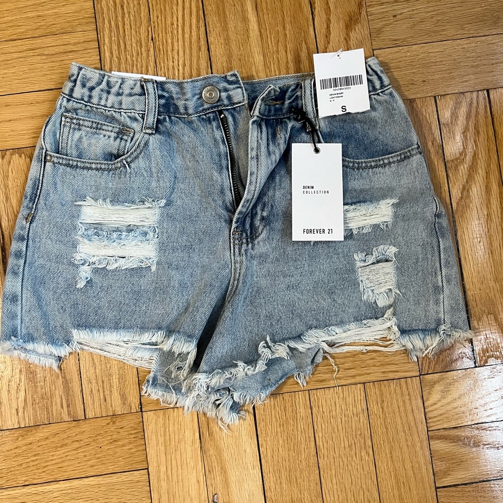 NEW!! Forever 21 Shorts - Size S